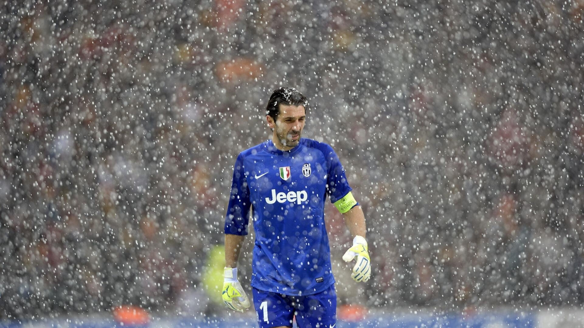 意大利在欧洲杯预选赛中0-0战平乌克兰，晋级淘汰赛阶段。，意大利欧洲杯预选赛比赛结果