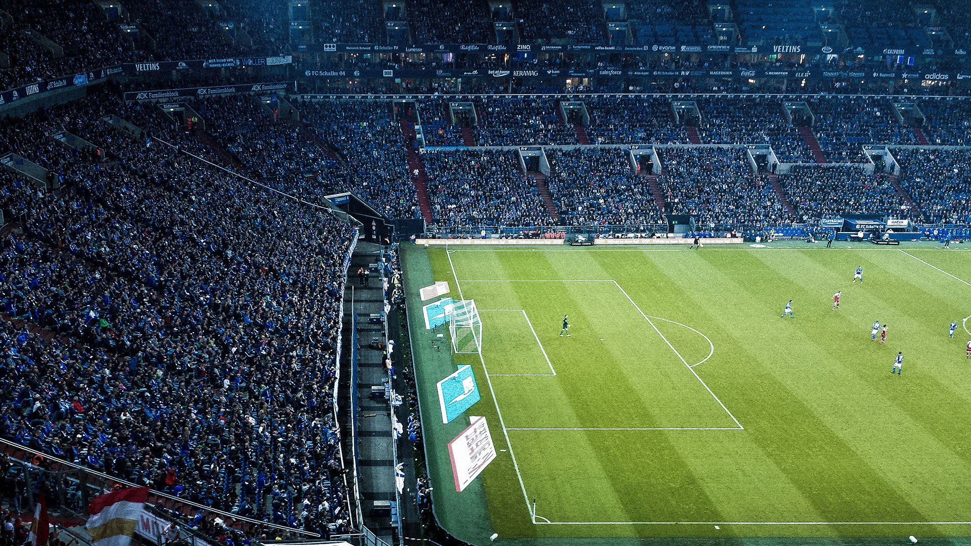 荷兰队欧洲杯表现不佳,主帅科曼遭质疑,荷兰队欧洲杯表现不佳,主帅科曼遭质疑